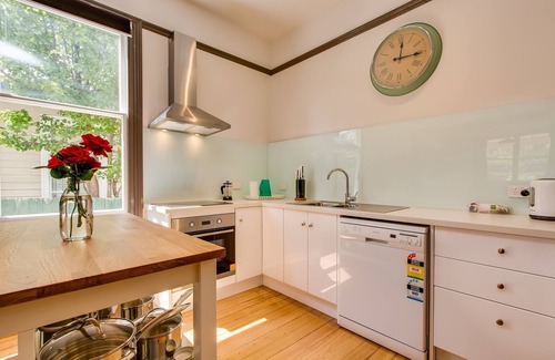 North Hobart House | Rosehaven Cottage