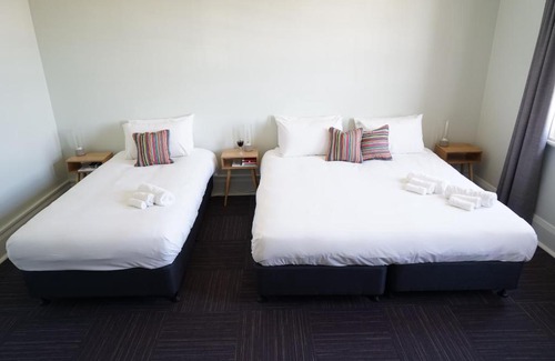 Granville Hotel | Rosehill Hotel