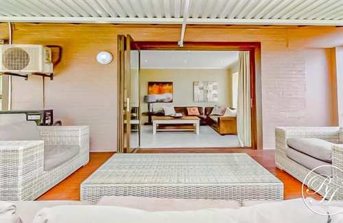 Berea Apartment | Roseland House Self Catering