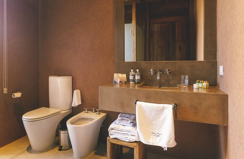 Ugarteche Cabin | Rosell Boher Winery Lodge & Spa