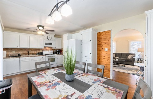 Roselle House | Roselle Rental