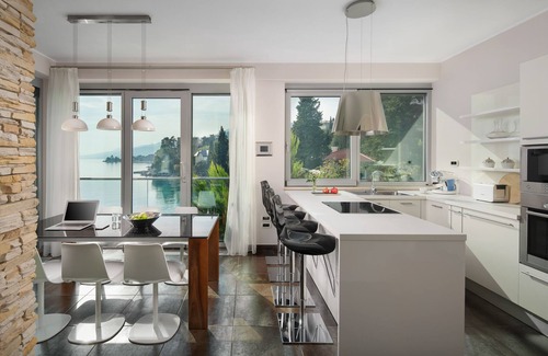 Opatija Apartment | Rosemary Apartment Front Seaview