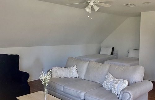 McKinney House | RoseMary Barndominium Unit B