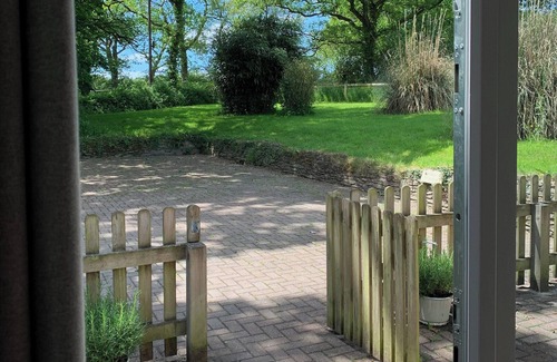 Black Torrington Cottage | Rosemary Cottage-UK42032