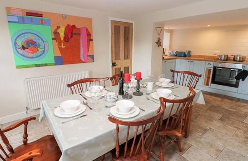 Redmire Cottage | ROSEMARY COTTAGE, pet friendly, with open fire in Leyburn