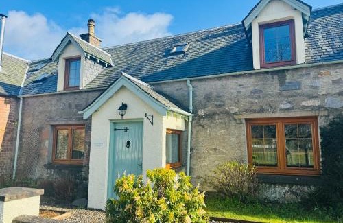 Gorstan House | Rosemount Cottage ONE- Highland Cottage