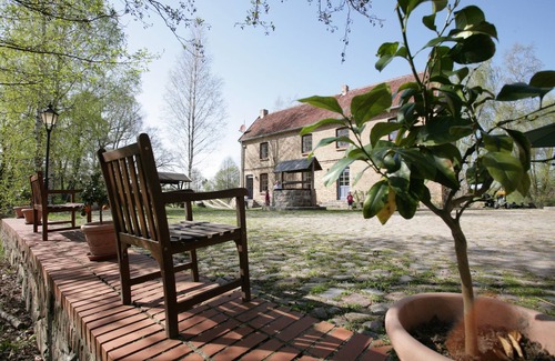 Gielow House | Rosenhaus (left) of the Liepen moated castle