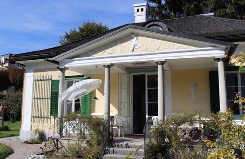 Bad Ischl House | Rosenvilla by Interhome