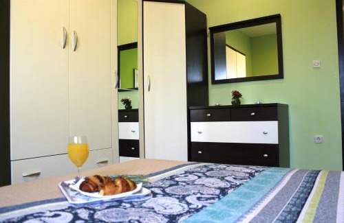 Lukoran Apartment | Roses Apartment