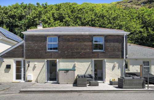 Portreath House | Rosevilla Farmhouse