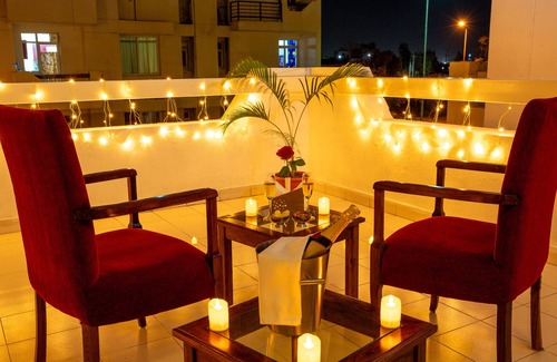 Shivalik Nagar Apartment | Rosewood Apartment Hotel