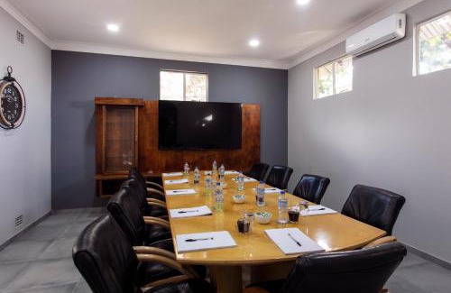 Rustenburg Cabin | Rosewood Country Lodge