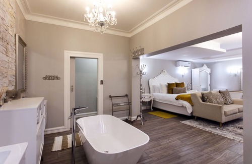 Rustenburg Cabin | Rosewood Country Lodge