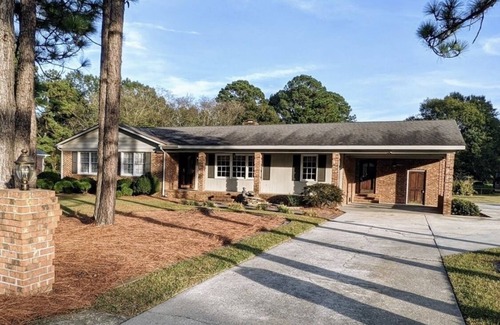 Rosewood House | Rosewood - Cozy, Comfortable & Clean