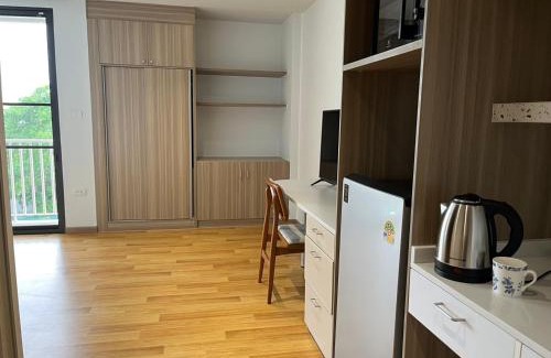 Bang Na Apartment | Rosewood Sridaan