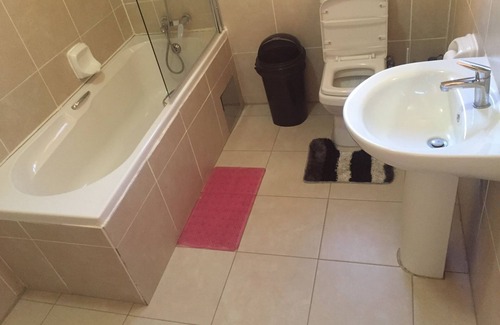 Ghanzi House | Rosey Rest Inn