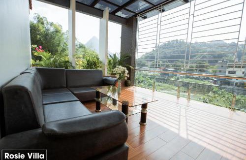Ha Giang House | Rosie Villa Ha Giang - Motorbikerental & Tour