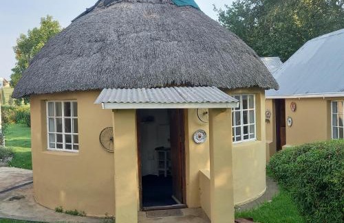 Wakkerstroom Bed & Breakfast | Rosina Cottages