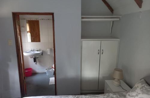 Wakkerstroom Bed & Breakfast | Rosina Cottages