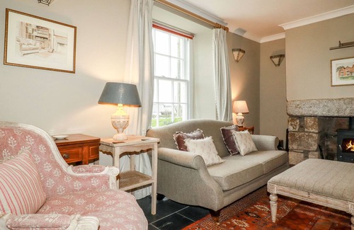 Helford Passage Cottage | ROSKORWELL MANOR, pet friendly, country holiday cottage in St Keverne