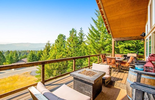 Ronald House | Roslyn Ridge Retreat