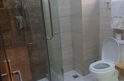 Uyo Hotel | Rosmohr Gold