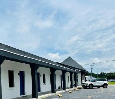 Williamston Hotel | Ross Motel