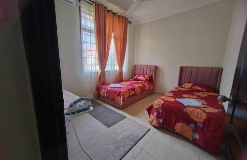 Kampung Dendang House | Rossa Homestay, Kok Lanas