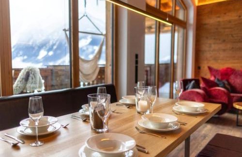 Schonbach Ski Chalet | Rossberg Chalet with Panoramic View