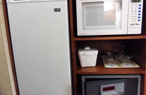 Rosslyn Hotel | Rosslyn Inn and Suites