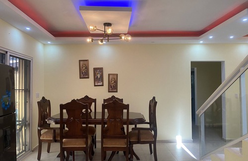 Montellano House | rosy house