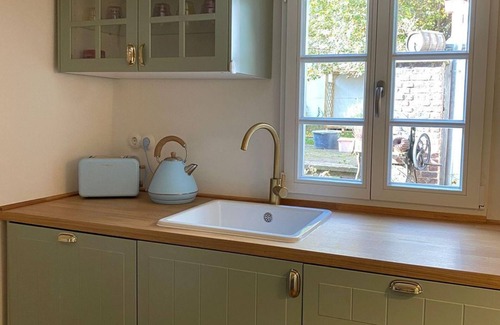 Kommern House | Rosy times, vacations in a half-timbered house - Holiday home in a half-timbered house, shower, WC,3