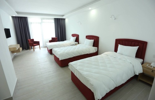 Lapseki Hotel | Rota 17 Otel