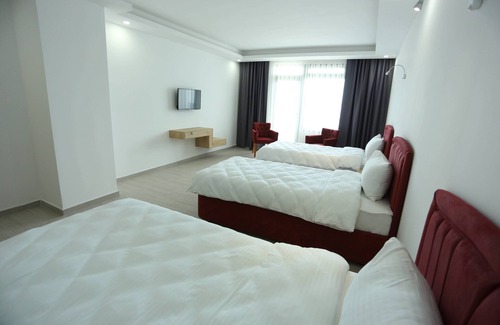 Lapseki Hotel | Rota 17 Otel