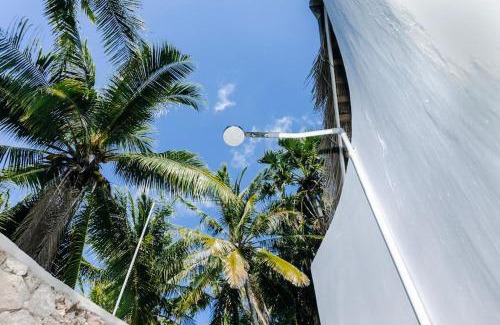 Rote Island Villa | Rote White House - South Villa & Loft