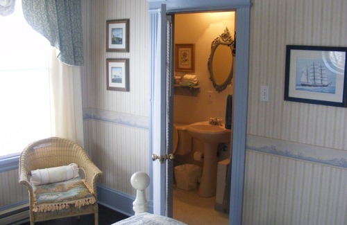 Harbour Grace Bed & Breakfast | Rothesay House Heritage Inn B&B