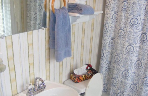Harbour Grace Bed & Breakfast | Rothesay House Heritage Inn B&B
