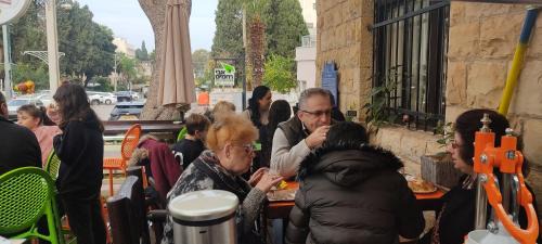 Haifa Bed & Breakfast | Rothschild Mansion