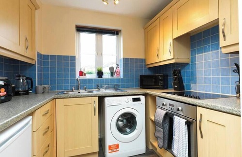 Oakengates Apartment | Rothwell Close Serviced Two Bedroom Apartment
