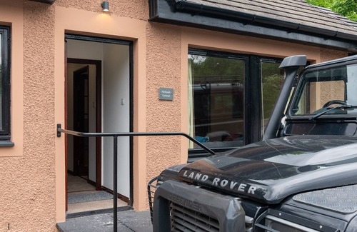 Killiecrankie Cottage | Rothwell Cottage - sleeps 6 guests in 3 bedrooms