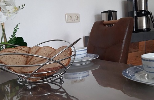 Roßbach Apartment | Rottaler Ferienhaus - vacation apartment "Waldlichtung" with direct garden access