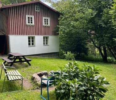 Desna Ski Chalet | Roubenka u potoka Jizerské hory