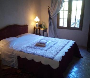 Mons Bed & Breakfast | Roubies