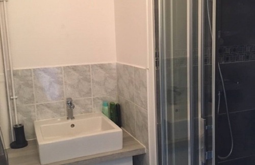 Deville-les-Rouen Apartment | ROUEN T3 Apartment with free parking