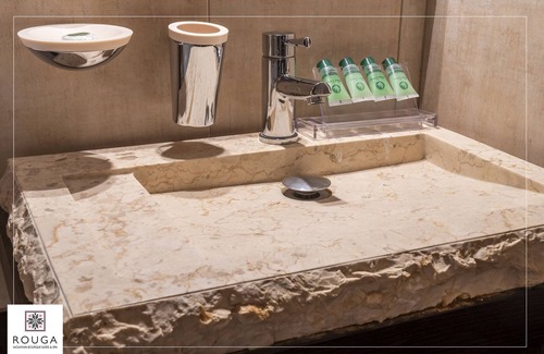 Aghios Athanasios Hotel | Rouga Mountain Boutique Suites & Spa