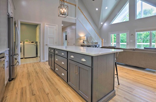 Westview House | Rough River Lake House w/Dual Primary Suites!