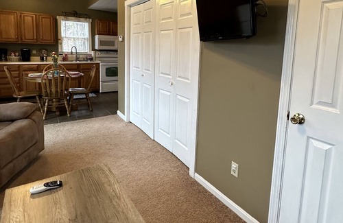 Westview Cabin | Rough river lake Lake forest cabin, private hot tub