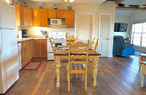 Falls of Rough House | Rough River Lake Cliff Top Retreat