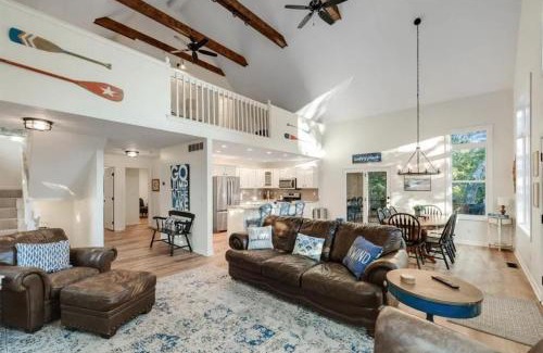 Se Ree House | Rough River Multi Family Charmer