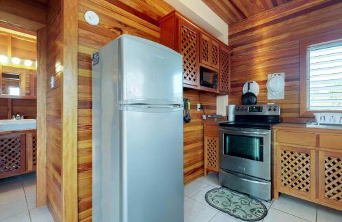Caye Caulker House | Roughrider Inn Gold Standard Certified